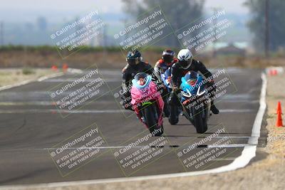 media/Sep-20-2025-TrackDaz (Sat) [[27f0cde673]]/A Group/2pm (Turn 9)/